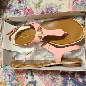 Michael Kors Plate Thong Leather Sandals
